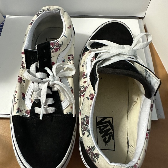 Vans Floral & Suede Sneakers – Size 9.5 - Picture 6 of 7